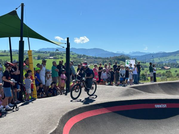 Eröffnungsfeier Pumptrack Neuheim – Bild 12