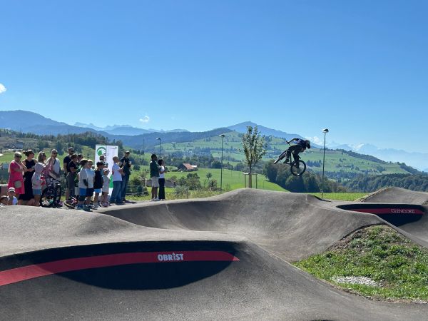 Eröffnungsfeier Pumptrack Neuheim – Bild 17